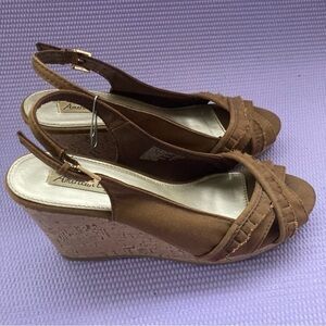 American Eagle Platform Heels Womens  8.5 M Brown Fabric Cork Open Toe Ladies